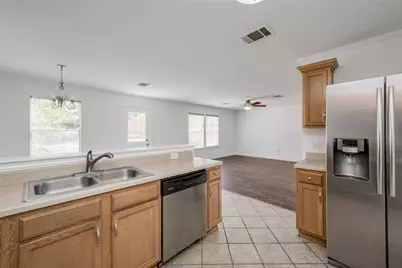 8705 Davis Oaks Trail, Austin, TX 78748 - Photo 12