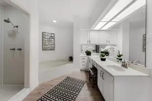 4711 Spicewood Springs Rd, Austin, TX 78759 - Photo 14