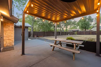 2008 Carriage Park Lane, Austin, TX 78727 - Photo 40