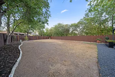 2008 Carriage Park Lane, Austin, TX 78727 - Photo 8