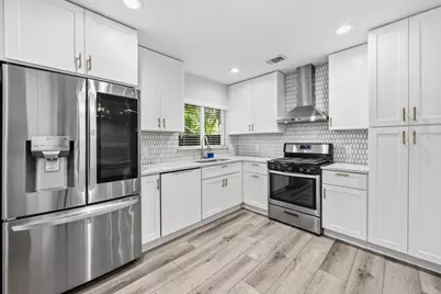 2008 Carriage Park Lane, Austin, TX 78727 - Photo 14