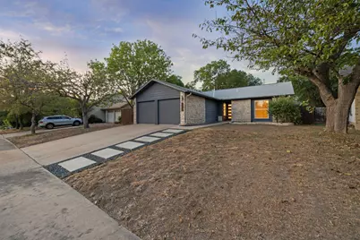 2008 Carriage Park Lane, Austin, TX 78727 - Photo 2