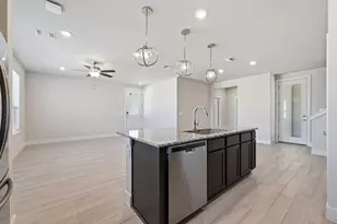 8401 Orizzonte St, Austin, TX 78744 - Photo 12