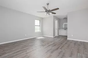 2707 North Dr, Taylor, TX 76574 - Photo 32