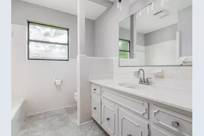 2707 North Drive, Taylor, TX 76574 - Photo 8