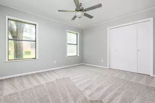2707 North Dr, Taylor, TX 76574 - Photo 34