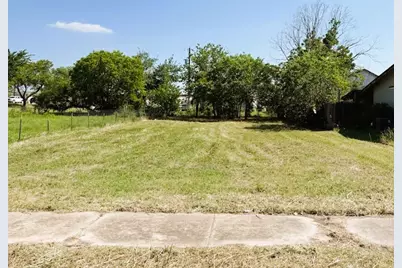 104 W Burton Street, Manor, TX 78653 - Photo 8