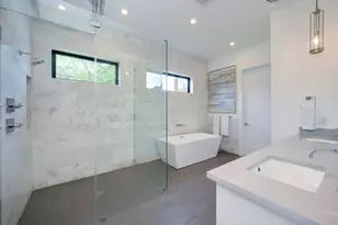 2415 McCall Rd, Austin, TX 78703 - Photo 24