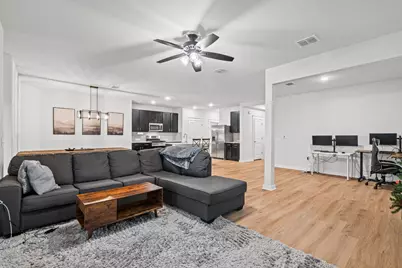 7619 Grenadine Bloom Bend, Del Valle, TX 78617 - Photo 2