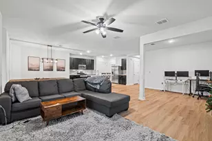 7619 Grenadine Bloom Bnd, Del Valle, TX 78617 - Photo 2