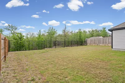 7619 Grenadine Bloom Bend, Del Valle, TX 78617 - Photo 14