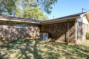 509 N Hill St, Caldwell, TX 77836 - Photo 30