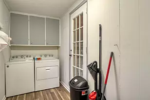 509 N Hill St, Caldwell, TX 77836 - Photo 10