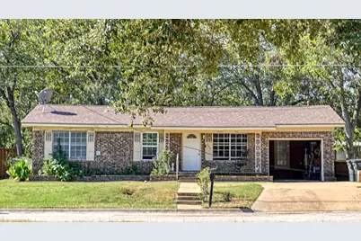 509 N Hill Street, Caldwell, TX 77836 - Photo 2