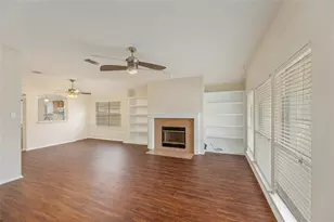 1403 Haley Gray Dr, Pflugerville, TX 78660 - Photo 2