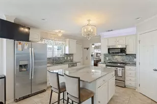 403 Sinclair Dr, Briarcliff, TX 78669 - Photo 10
