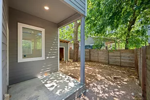 1003 Valdez St, Austin, TX 78741 - Photo 20