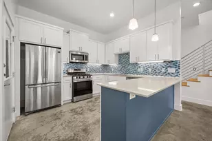 1003 Valdez St, Austin, TX 78741 - Photo 4