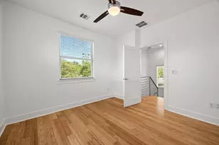 1003 Valdez St, Austin, TX 78741 - Photo 12