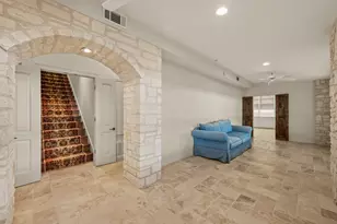 1005 Challenger, Lakeway, TX 78734 - Photo 24