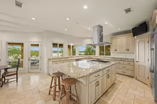 1005 Challenger, Lakeway, TX 78734 - Photo 4