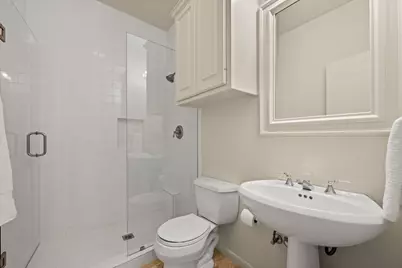 1005 Challenger, Lakeway, TX 78734 - Photo 24
