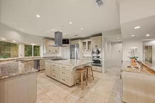 1005 Challenger, Lakeway, TX 78734 - Photo 12