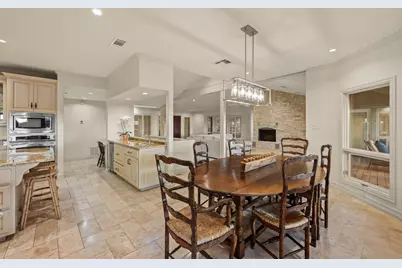 1005 Challenger, Lakeway, TX 78734 - Photo 12