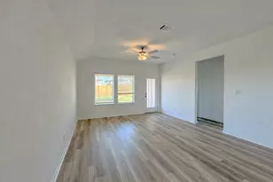 166 Jake Pne Dr, Buda, TX 78610 - Photo 18