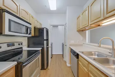 12166 Metric Boulevard #257, Austin, TX 78758 - Photo 8