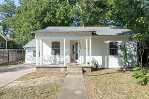 1028 E 43rd St, Austin, TX 78751 - Photo 2