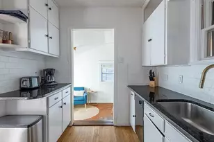 1028 E 43rd St, Austin, TX 78751 - Photo 14