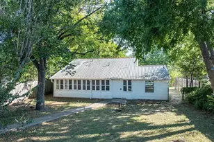1028 E 43rd St, Austin, TX 78751 - Photo 10