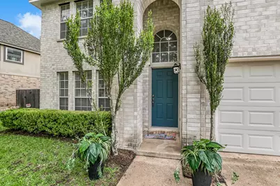 903 Creekmont Drive, Round Rock, TX 78681 - Photo 2