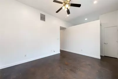 2601 E 7th Street #203, Austin, TX 78702 - Photo 16