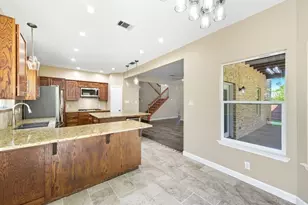 1904 Cedar Ridge Dr, Austin, TX 78741 - Photo 18