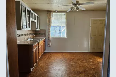 501 N Burnet Street, Manor, TX 78653 - Photo 14