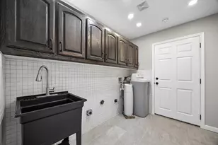 321 Quarry Springs Dr, San Marcos, TX 78666 - Photo 16