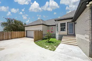 321 Quarry Springs Dr, San Marcos, TX 78666 - Photo 16