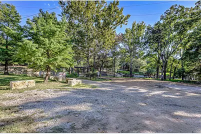 1336 S Lakeside Drive, Kingsland, TX 78611 - Photo 16