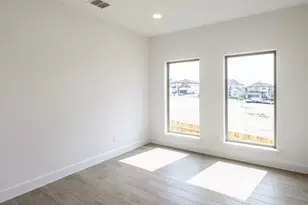 209 Ensberg Ln, Liberty Hill, TX 78642 - Photo 12