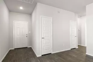 112 Bountiful Ln, Elgin, TX 78621 - Photo 10