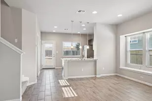 114 Frasier Dr, San Marcos, TX 78666 - Photo 2