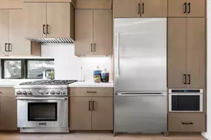 1225 Hillside Ave, Austin, TX 78704 - Photo 10