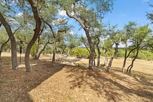11400 Crumley Ranch Rd, Austin, TX 78738 - Photo 32