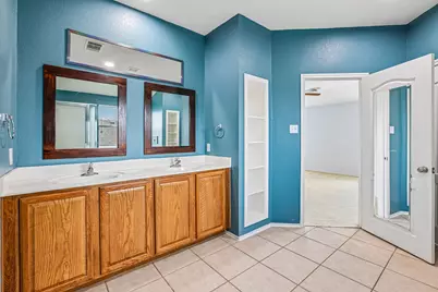 112 Floating Leaf Drive, Hutto, TX 78634 - Photo 18