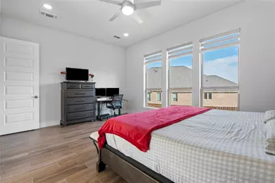 224 Green Knoll Lane, Georgetown, TX 78628 - Photo 18