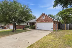 2409 Silver Spur Ln, Leander, TX 78641 - Photo 2