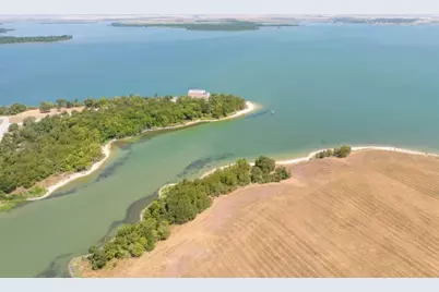 3745 County Road 428, Granger, TX 76530 - Photo 34