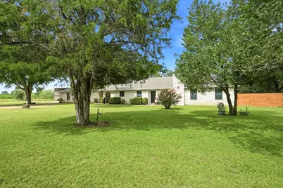 900 County Road 474, Elgin, TX 78621 - Photo 1